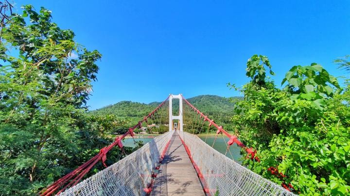 港口吊橋